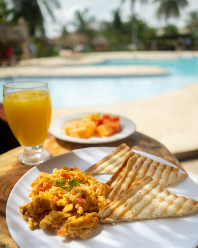 hotel para parejas cerca a cartagena El Hotel Playa Palmeras